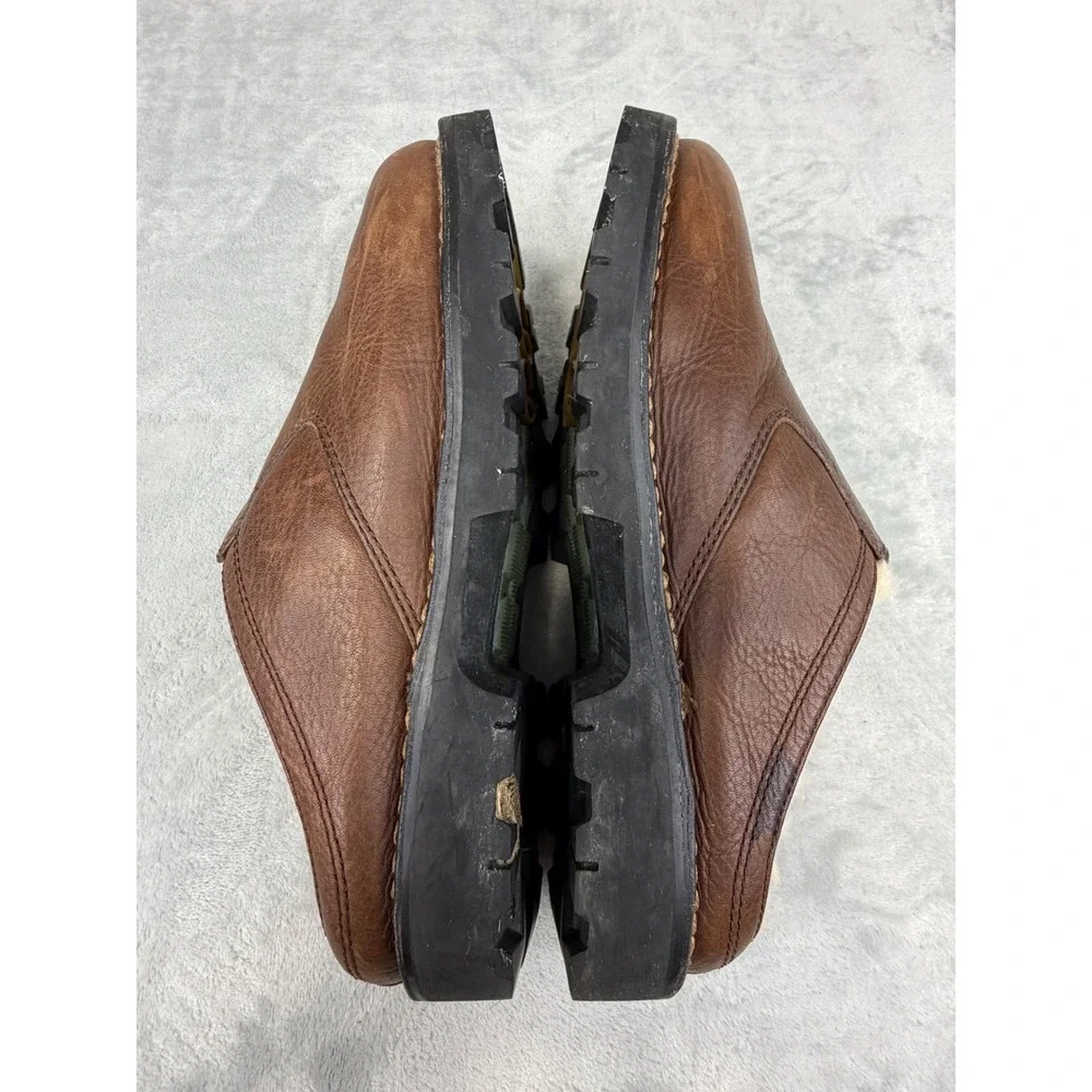 UGG Mens Brown Leather Shearling Lined Clogs Mules Shoes Size 9 Style 5140